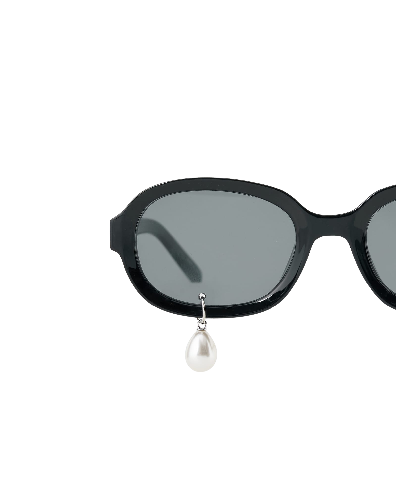 Kimhe Kim - Pearl Tear Round Sunglasses (Black) product image 12 | TRAB K-Fashion Australia