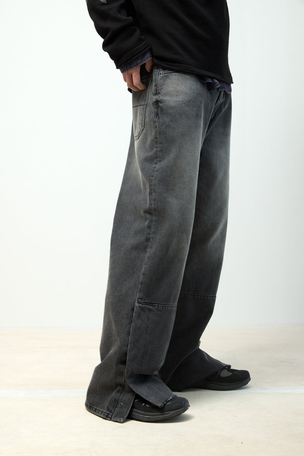 Hatchingroom - Flare Button Jeans Washed (Black) product image 17 | TRAB K-Fashion Australia