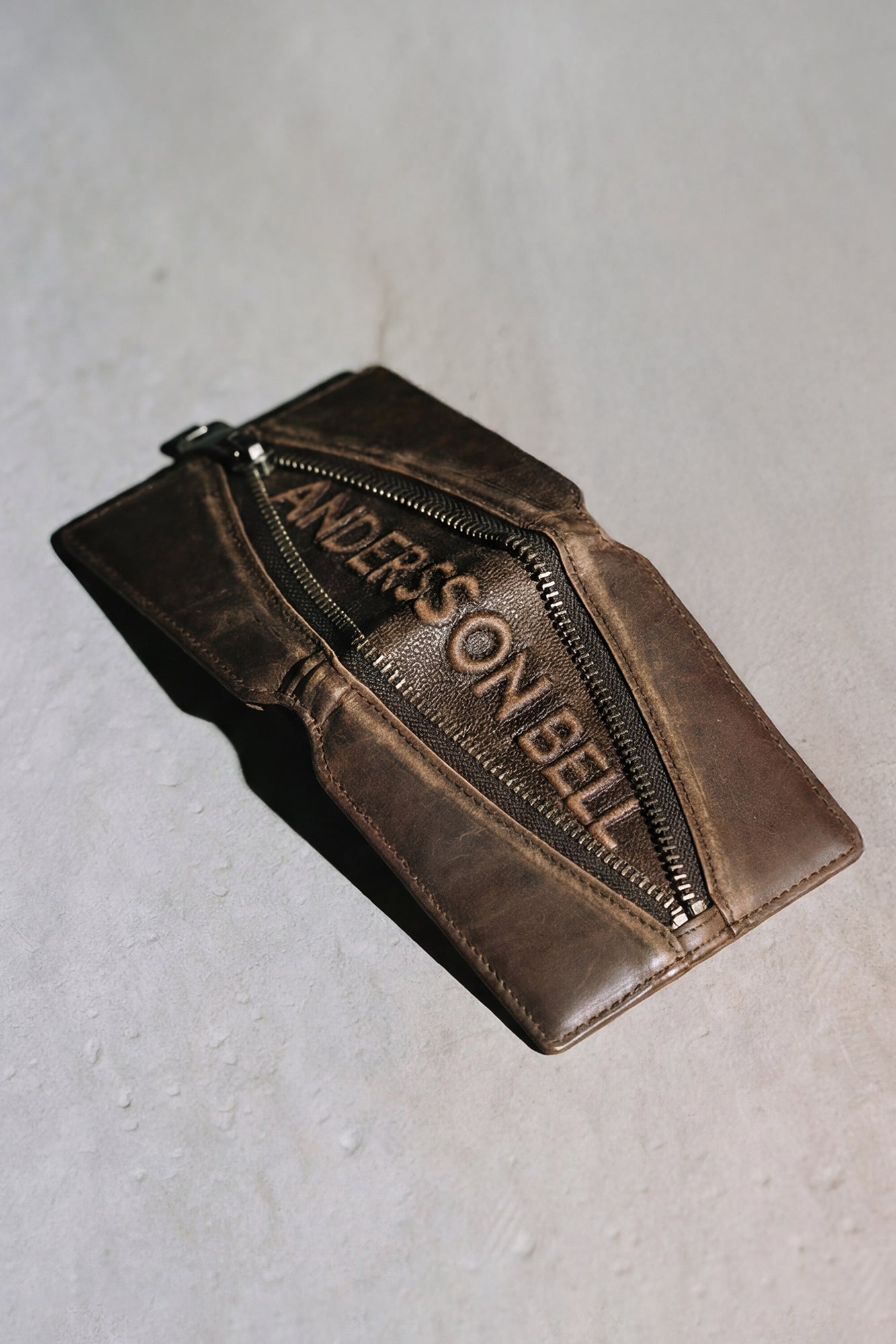 Andersson Bell - Brown Leather Zip Wallet (Brown) product image 2 | TRAB K-Fashion Australia