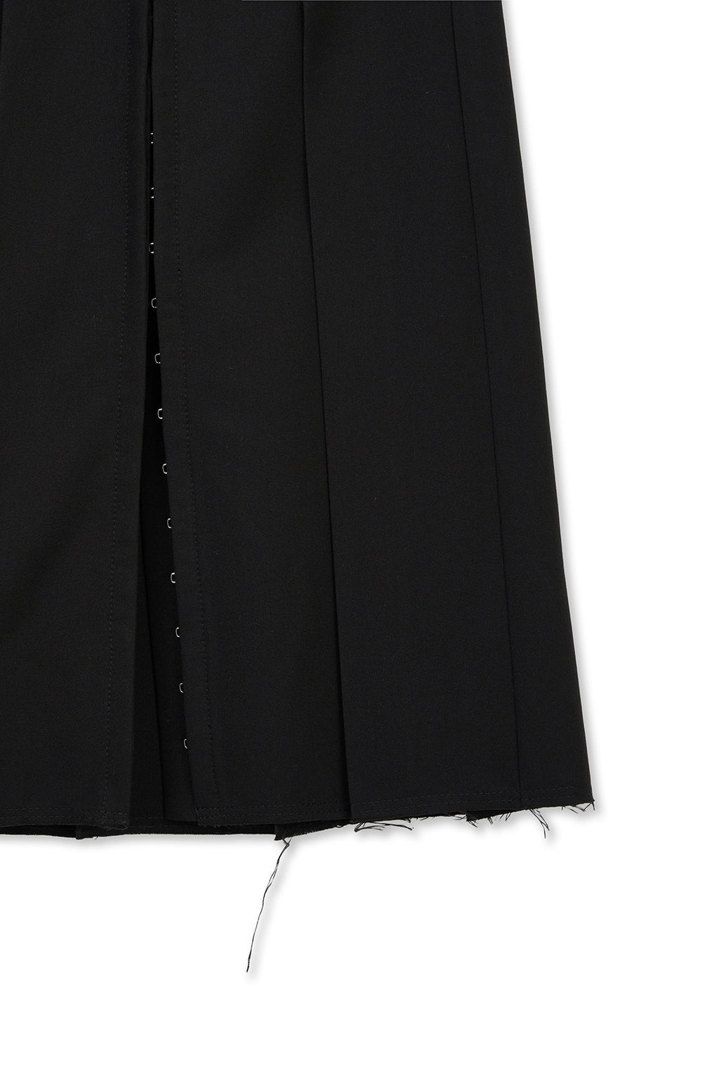 Matin Kim - Belted Slit Pleat Skirt (Black) product image 4 | TRAB K-Fashion Australia