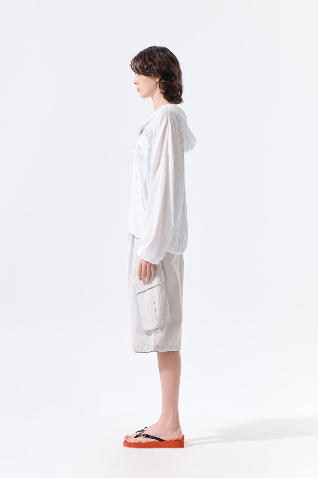 Matin Kim - Matin 16 Applique Logo Hoody Zip Up (White) product image 7 | TRAB K-Fashion Australia