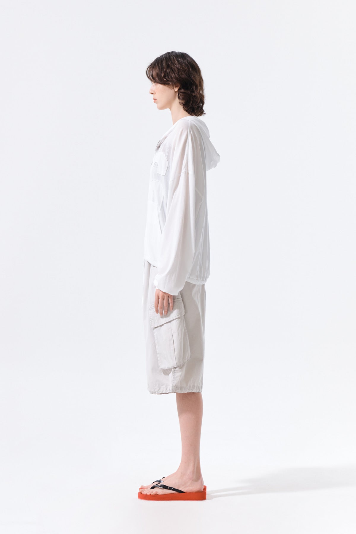 Matin Kim - Matin 16 Applique Logo Hoody Zip Up (White) product image 7 | TRAB K-Fashion Australia