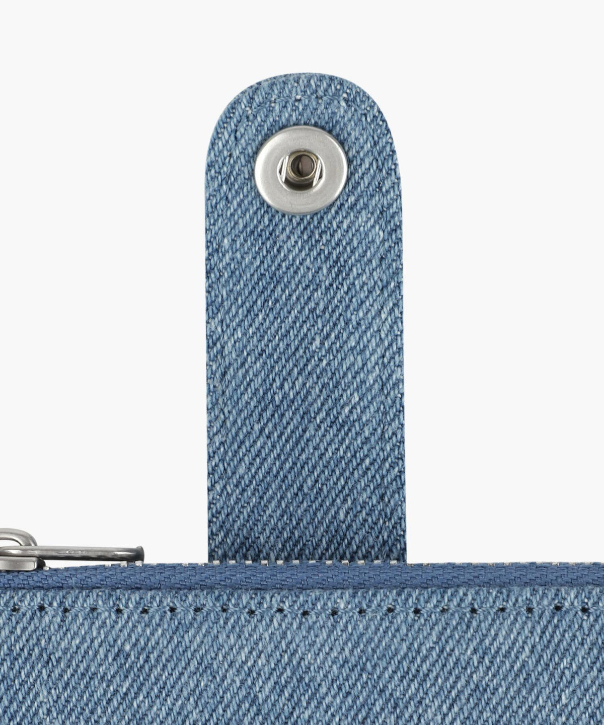 Marithe & Francois Girbaud - Regular Logo Peanut Keyring Wallet (Blue) product image 4 | TRAB K-Fashion Australia