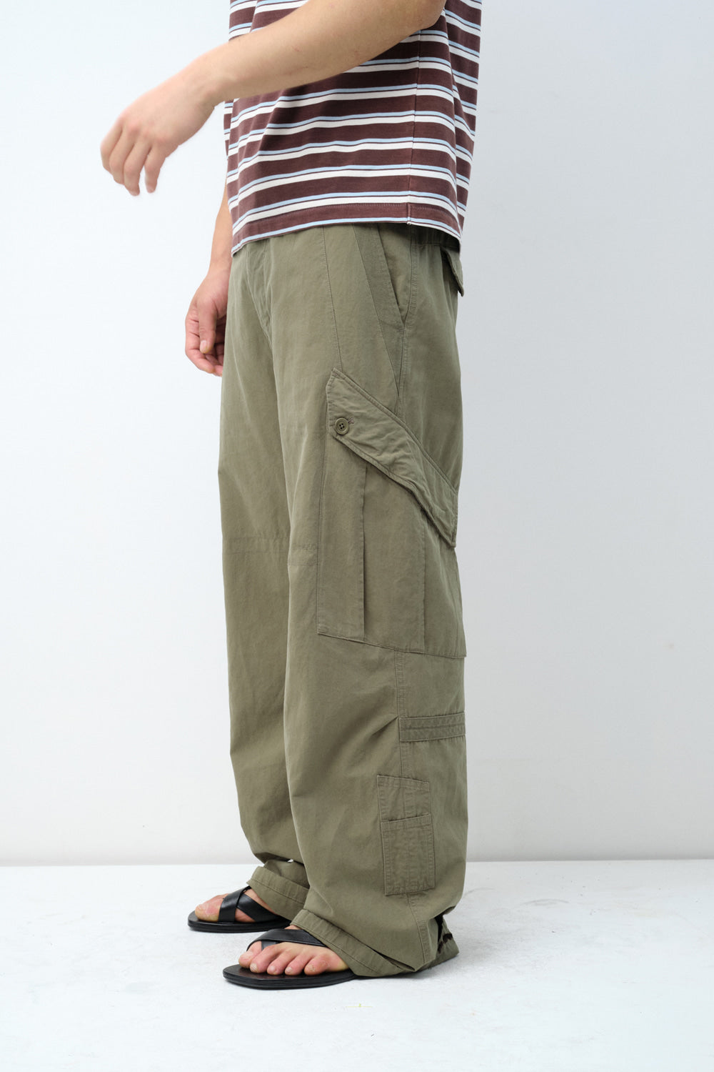Hatchingroom - Curved Cargo Pants (Khaki) product image 7 | TRAB K-Fashion Australia