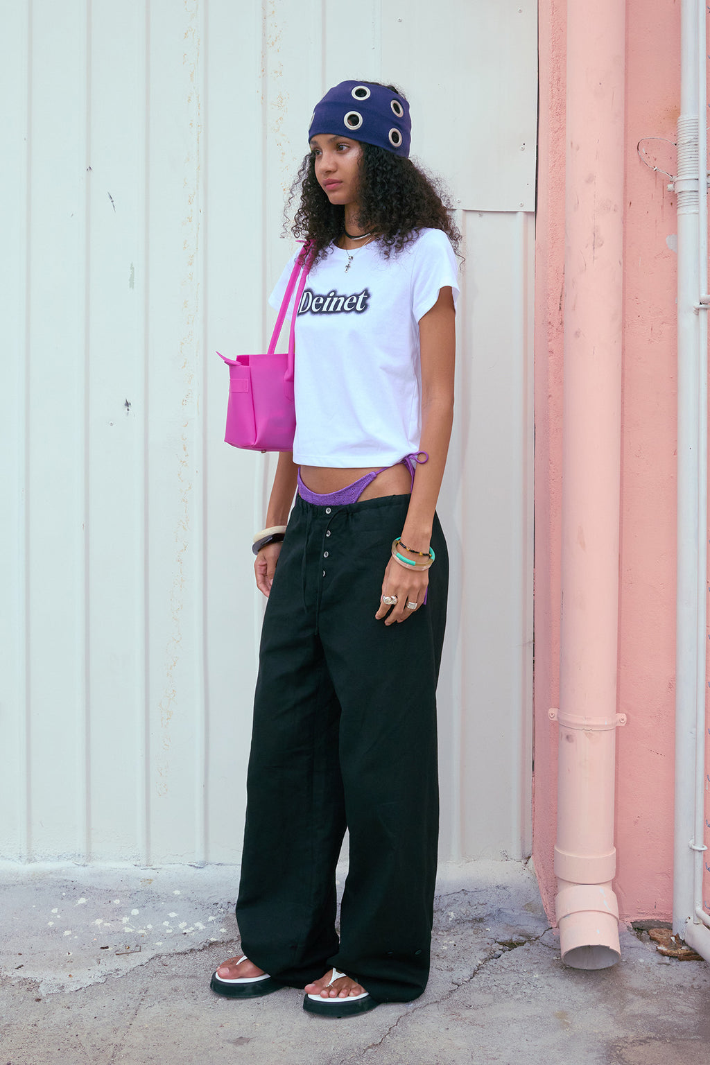 Deinet - Spray Logo Pigment T-Shirt (White) product image 2 | TRAB K-Fashion Australia