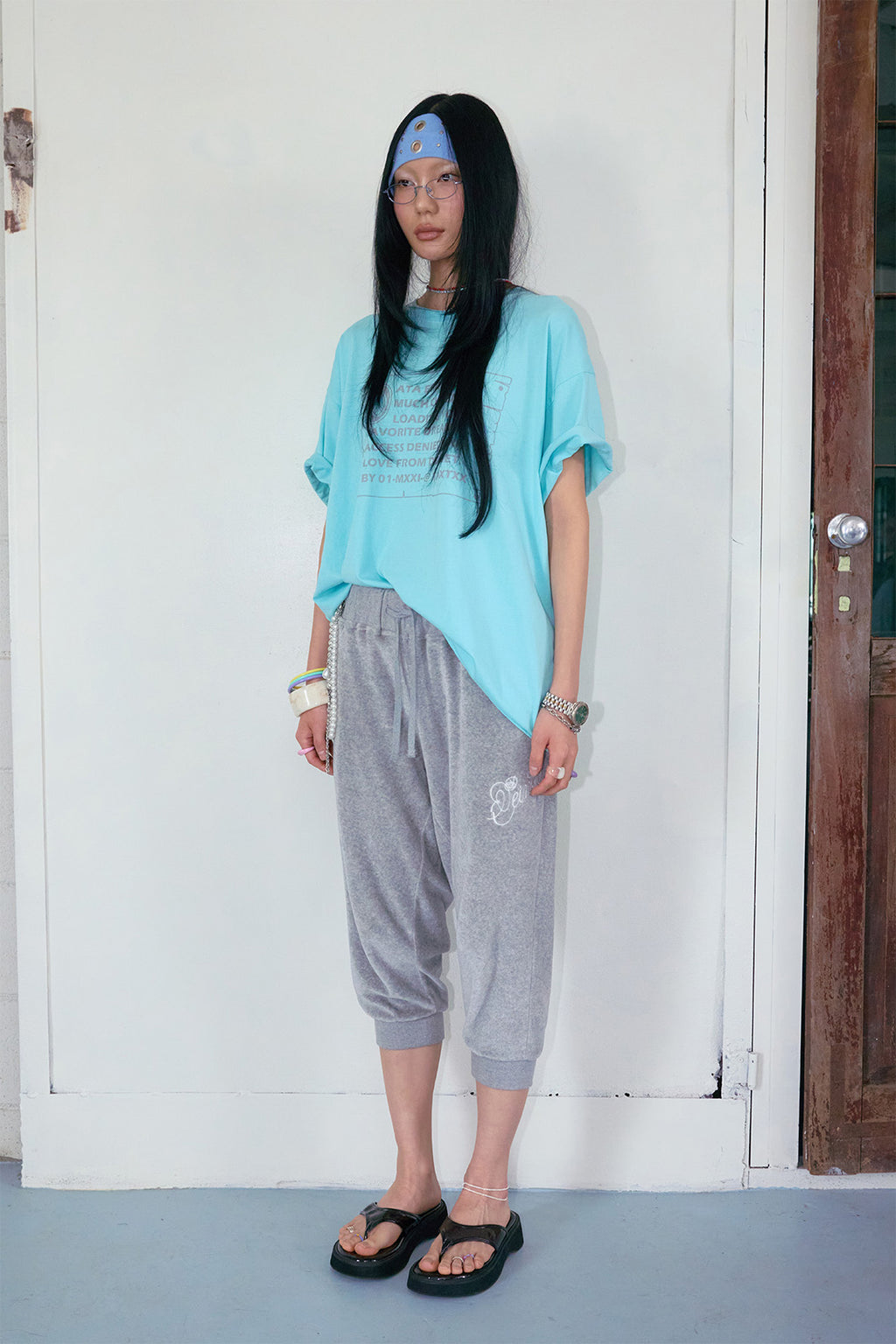 Deinet - Rose Typo Capri Jogger Pants (Melange Grey) product image 2 | TRAB K-Fashion Australia