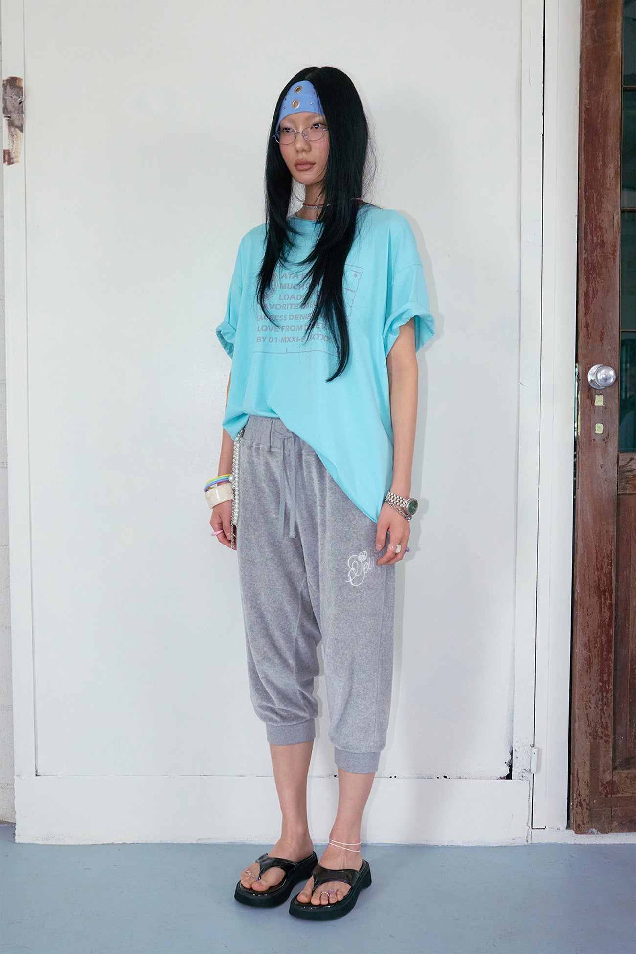 Deinet - Rose Typo Capri Jogger Pants (Melange Grey) product image 2 | TRAB K-Fashion Australia