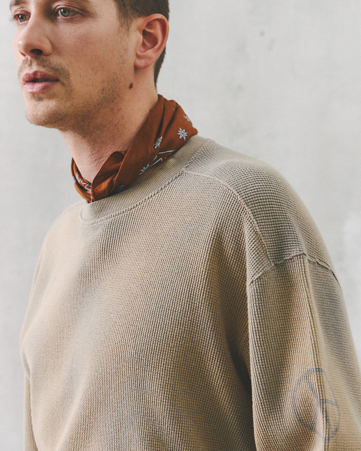 Eastlogue - Bleached Peace Symbol L.s T-shirts (L.olive) product image 3 | TRAB K-Fashion Australia