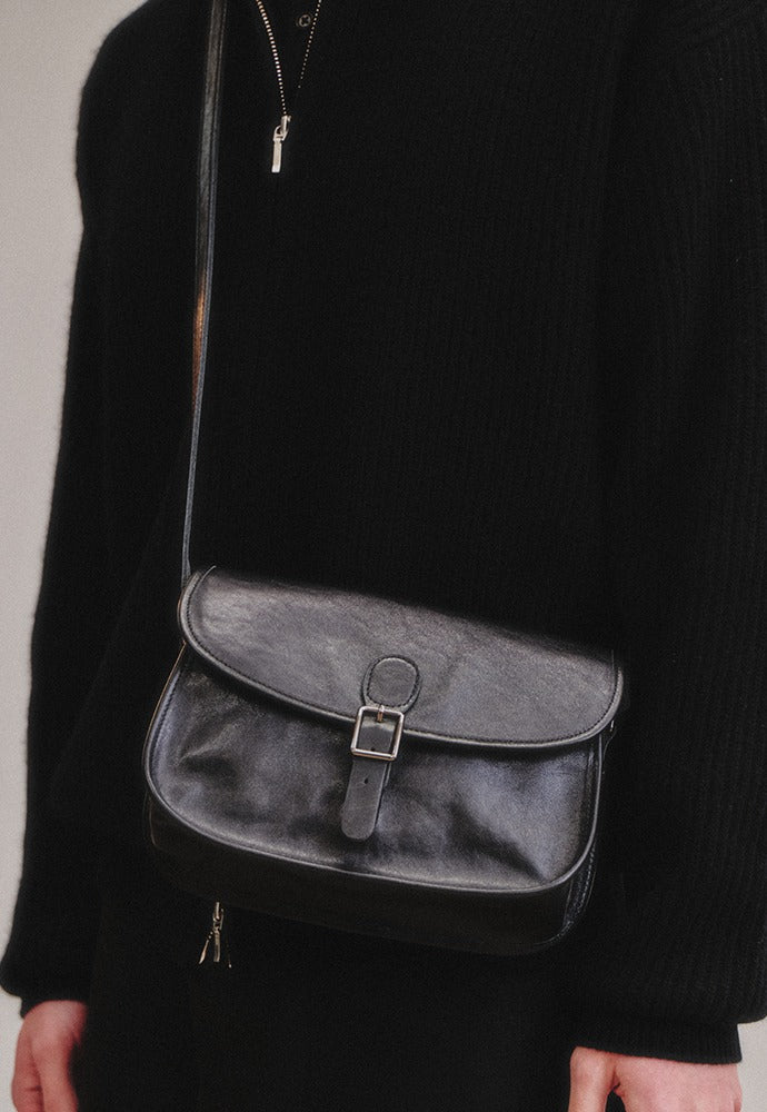 Art if acts - Cartridge Leather Bag (Black) product image 1 | TRAB K-Fashion Australia