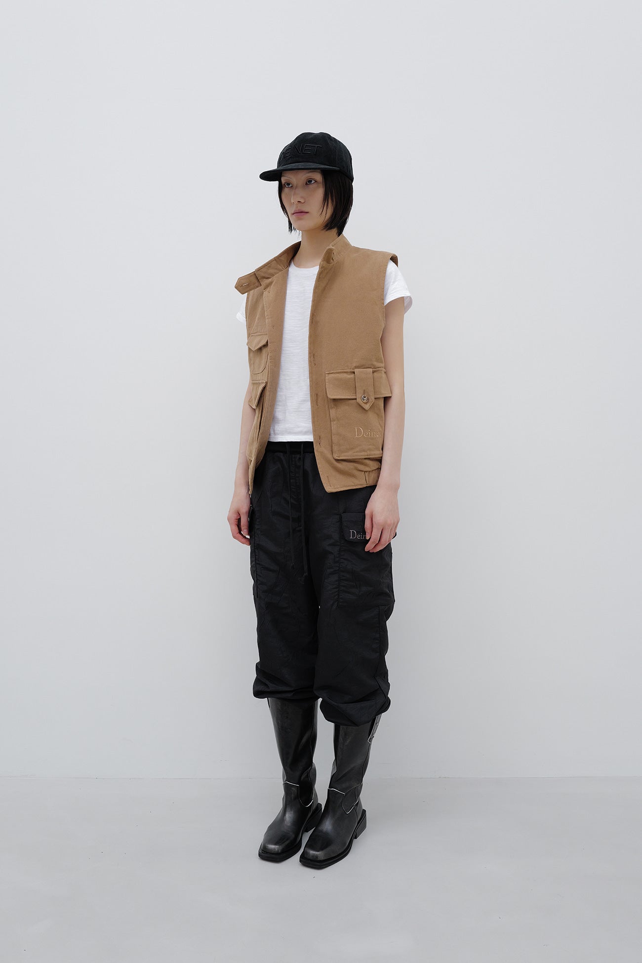 Deinet - Deinet Multi Pocket Cotton Vest (Beige) product image 2 | TRAB K-Fashion Australia