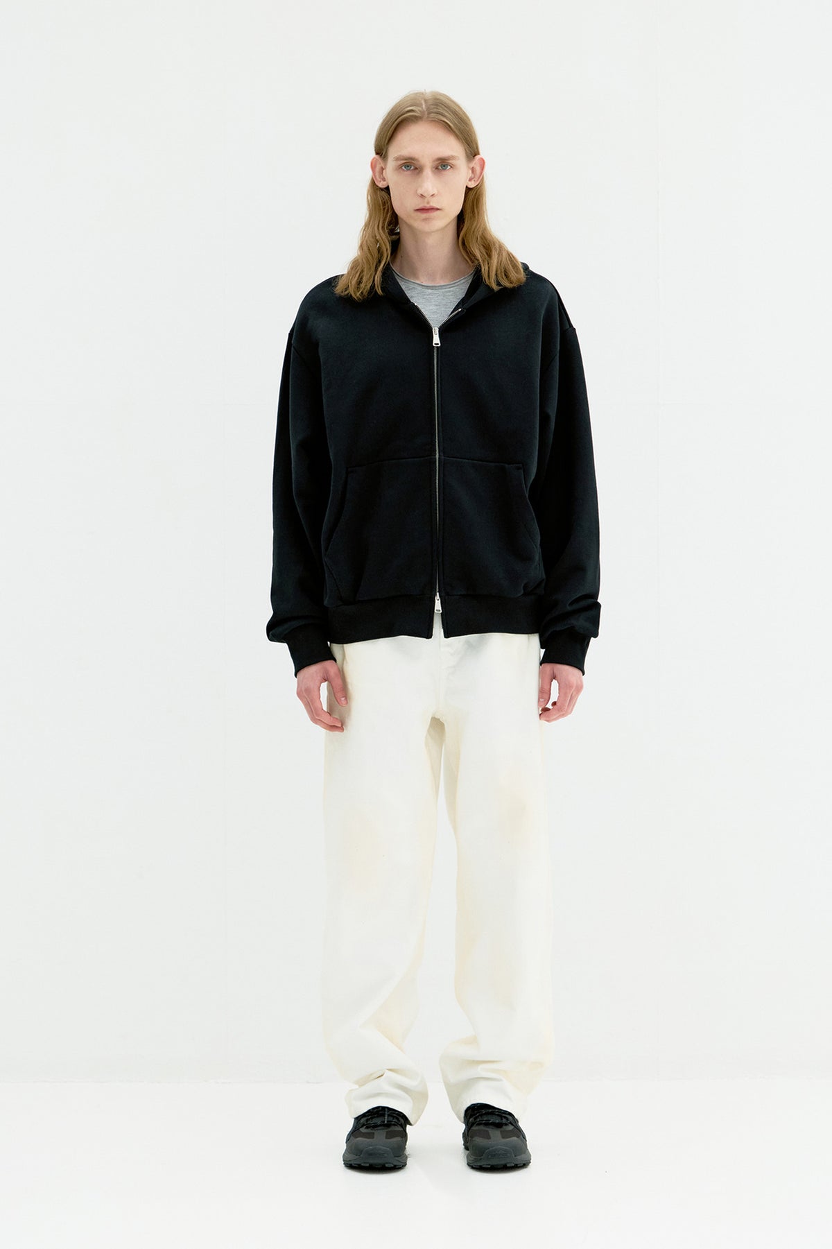 Coor - Minimal Cotton Hooded Zip Jumper (Black) product image 2 | TRAB K-Fashion Australia