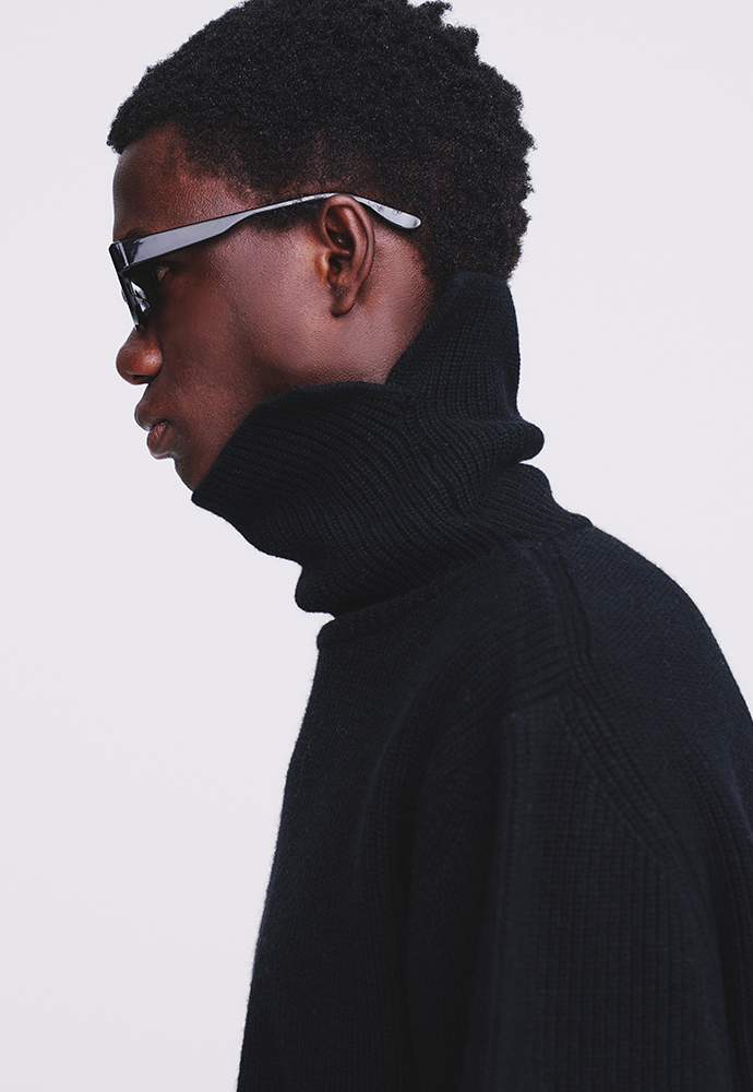 Tonywack - Hard Twist Wool Slit Turtleneck Knit (Black) product image 6 | TRAB K-Fashion Australia