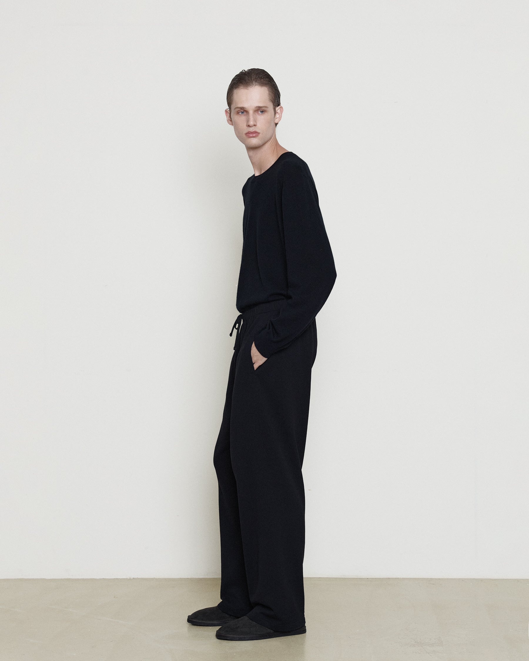 Brownyard - Hard Twist Sweat Pants (Black) product image 2 | TRAB K-Fashion Australia