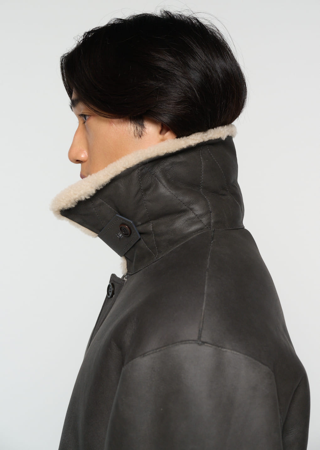 Amomento - [Pre-Order] lambskin shearling jumper (Khaki) product image 10 | TRAB K-Fashion Australia
