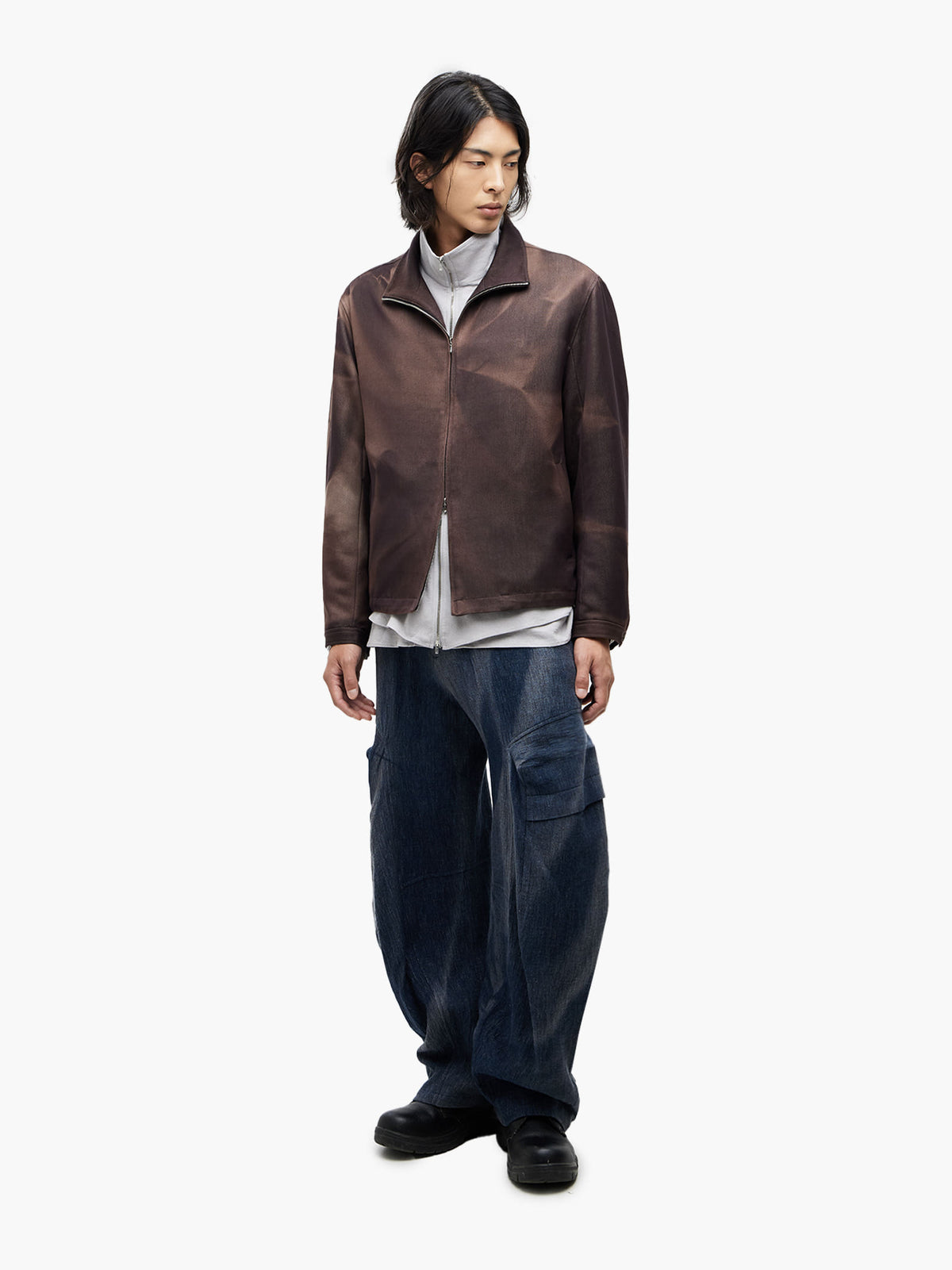 Jiyong Kim - Sun-Bleached 3D-Pocket Trousers (Indigo) product image 1 | TRAB K-Fashion Australia