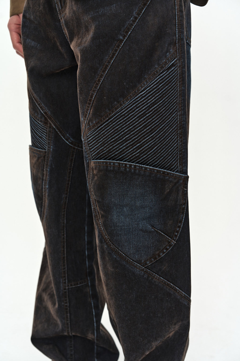 Andersson Bell - Unisex Rodeo Biker Wide-Leg Jeans (brown/blue) (Brown/Blue) product image 7 | TRAB K-Fashion Australia