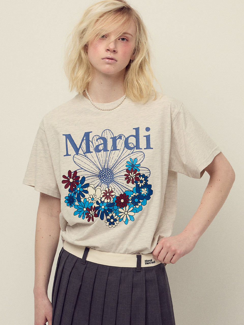 Mardi Mercredi - Tshirt Flowermardi Jardin (Oatmeal Blue) product image 1 | TRAB K-Fashion Australia