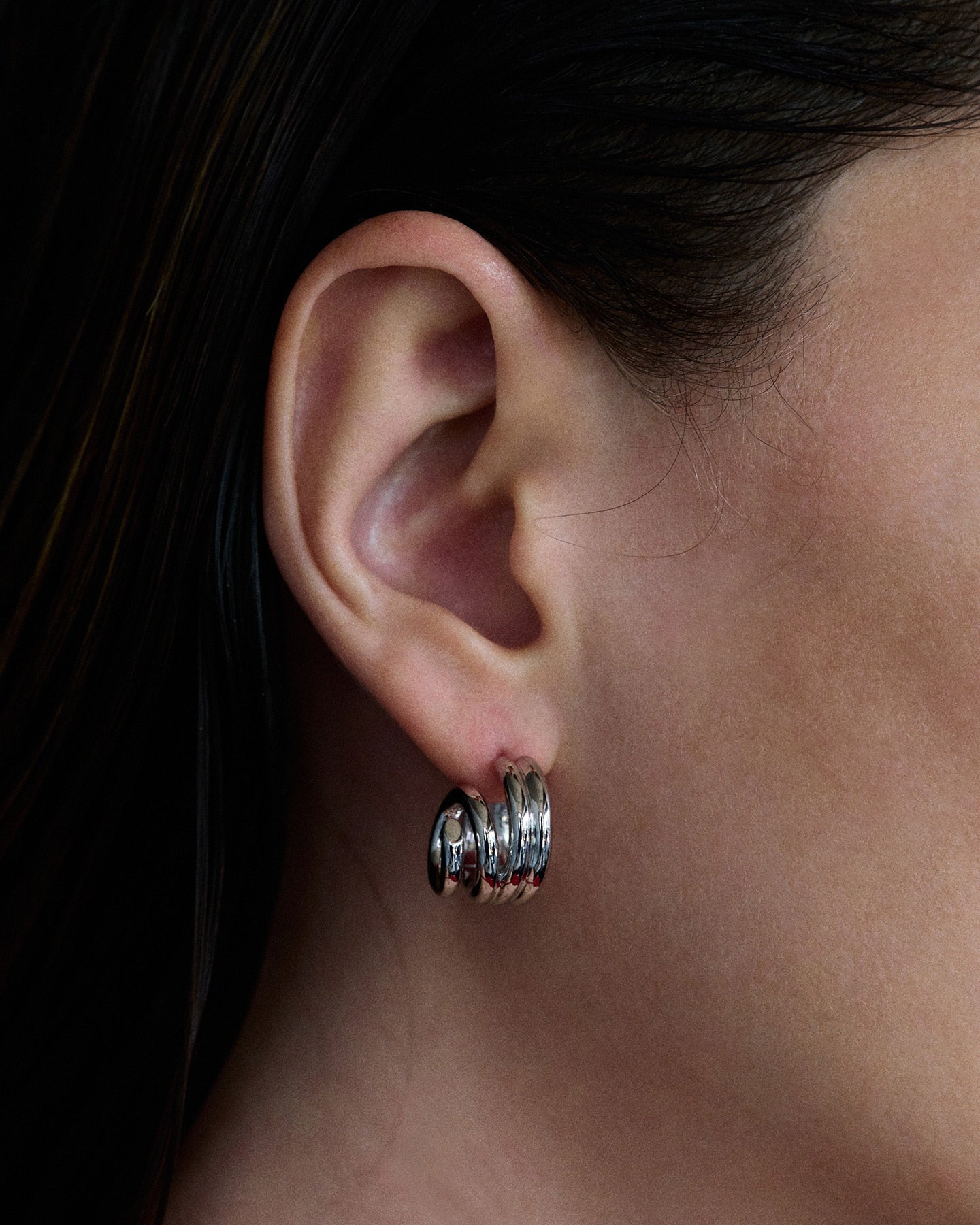 Numbering - Diagonal Coil Hoop Earrings #8101 product image 3 | TRAB K-Fashion Australia