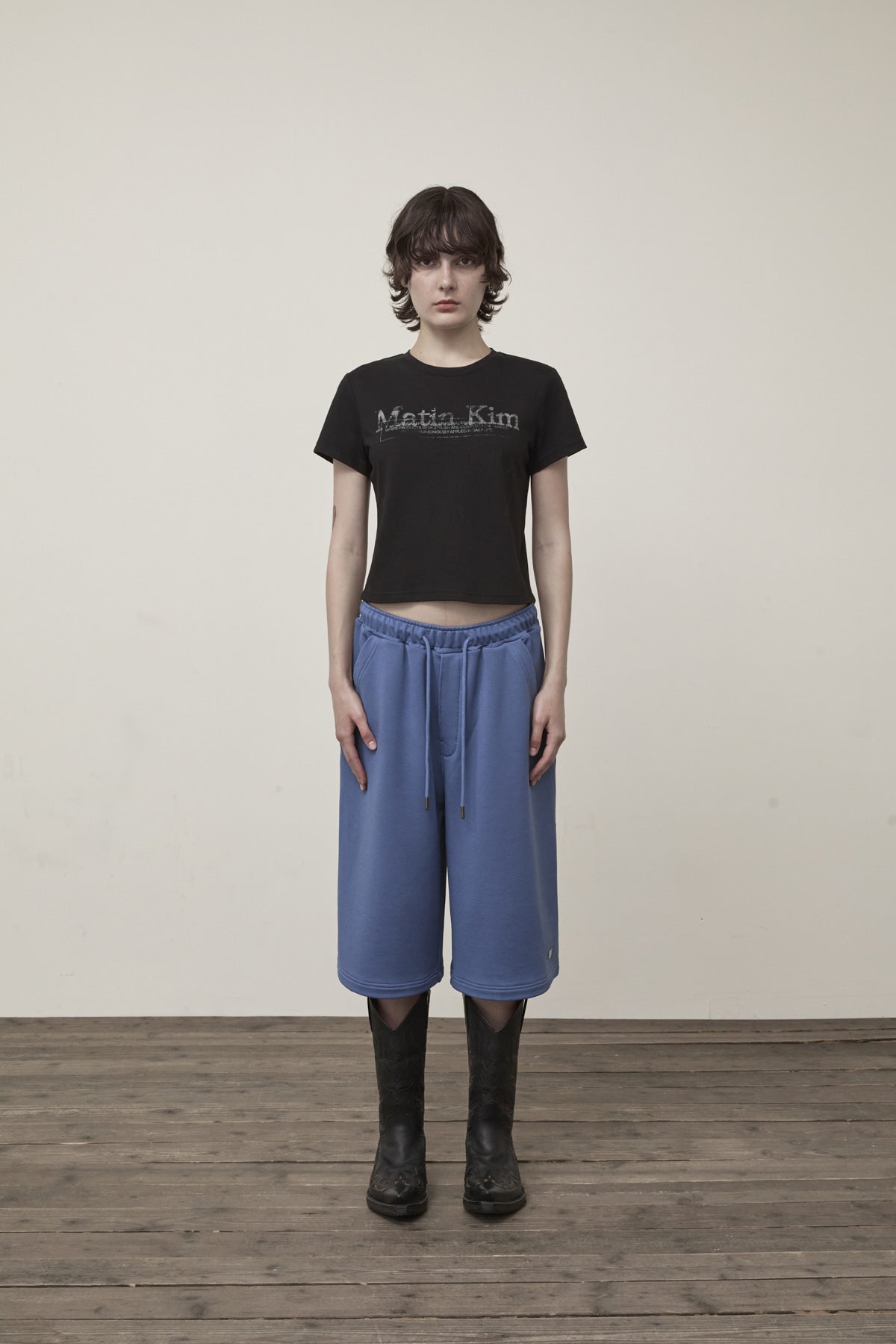 Matin Kim - Back Pocket Glitter Bermuda Sweatpants (Blue) product image 6 | TRAB K-Fashion Australia