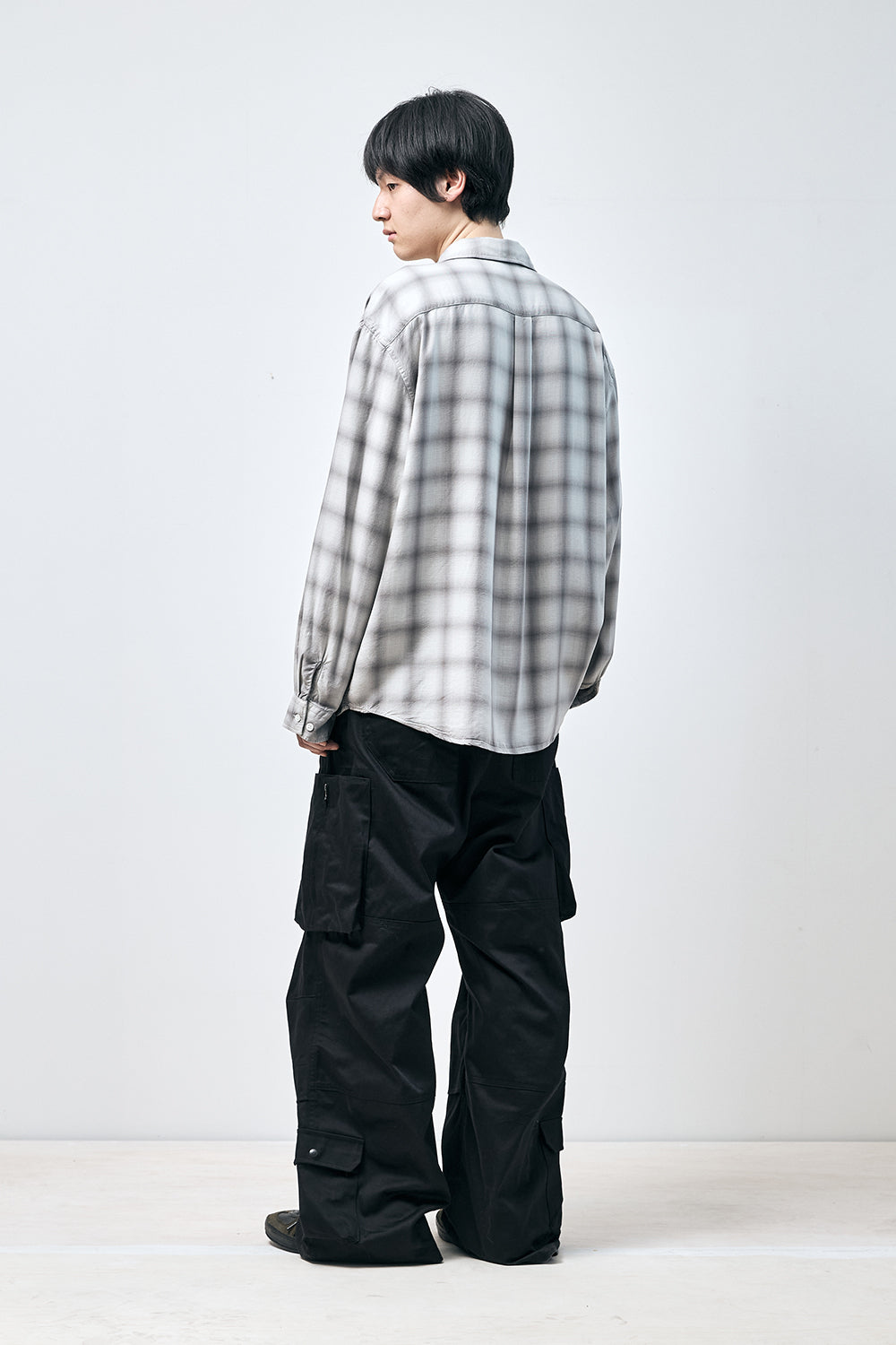 Hatchingroom - Museum Shirt Tencel Ombre (Fog) product image 9 | TRAB K-Fashion Australia