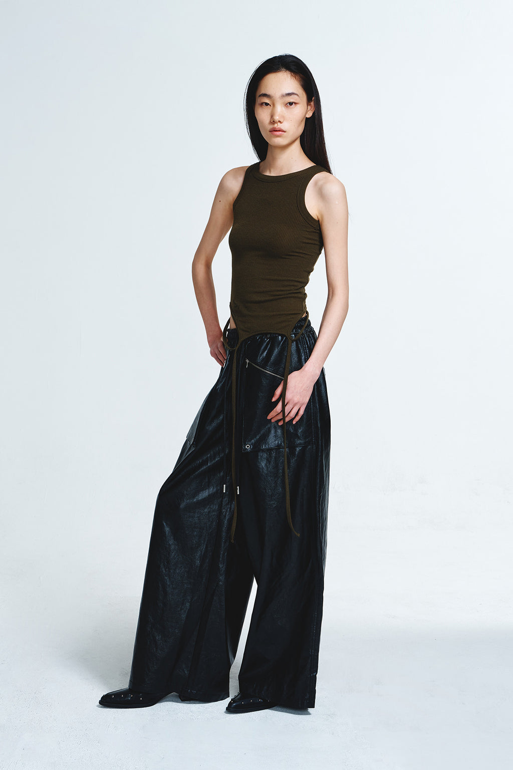 Deinet - 2way Sleeveless (Khaki) product image 4 | TRAB K-Fashion Australia