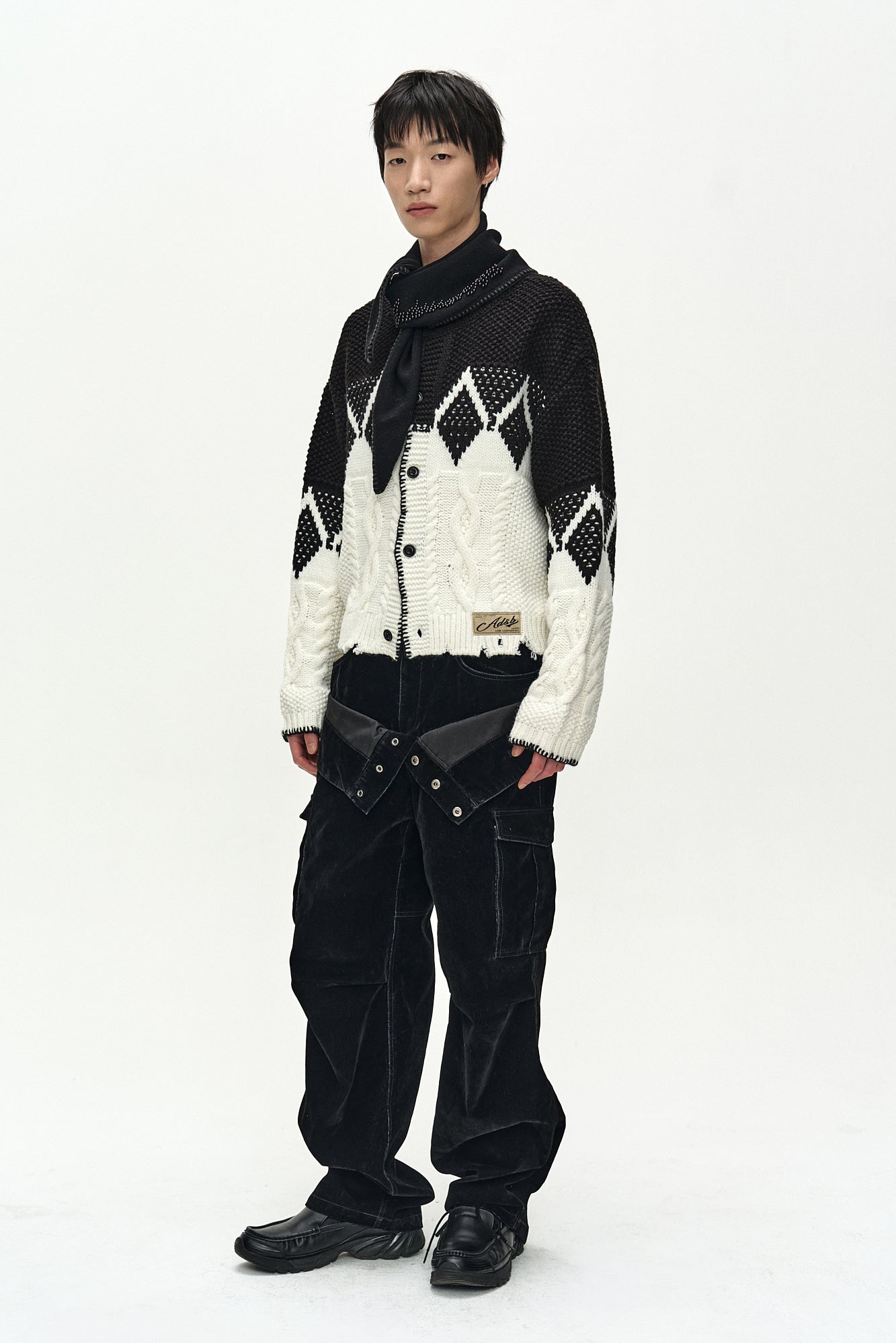 Andersson Bell - Flock Velvet Double Waist Wide-Leg Jeans (black) (Black) product image 9 | TRAB K-Fashion Australia