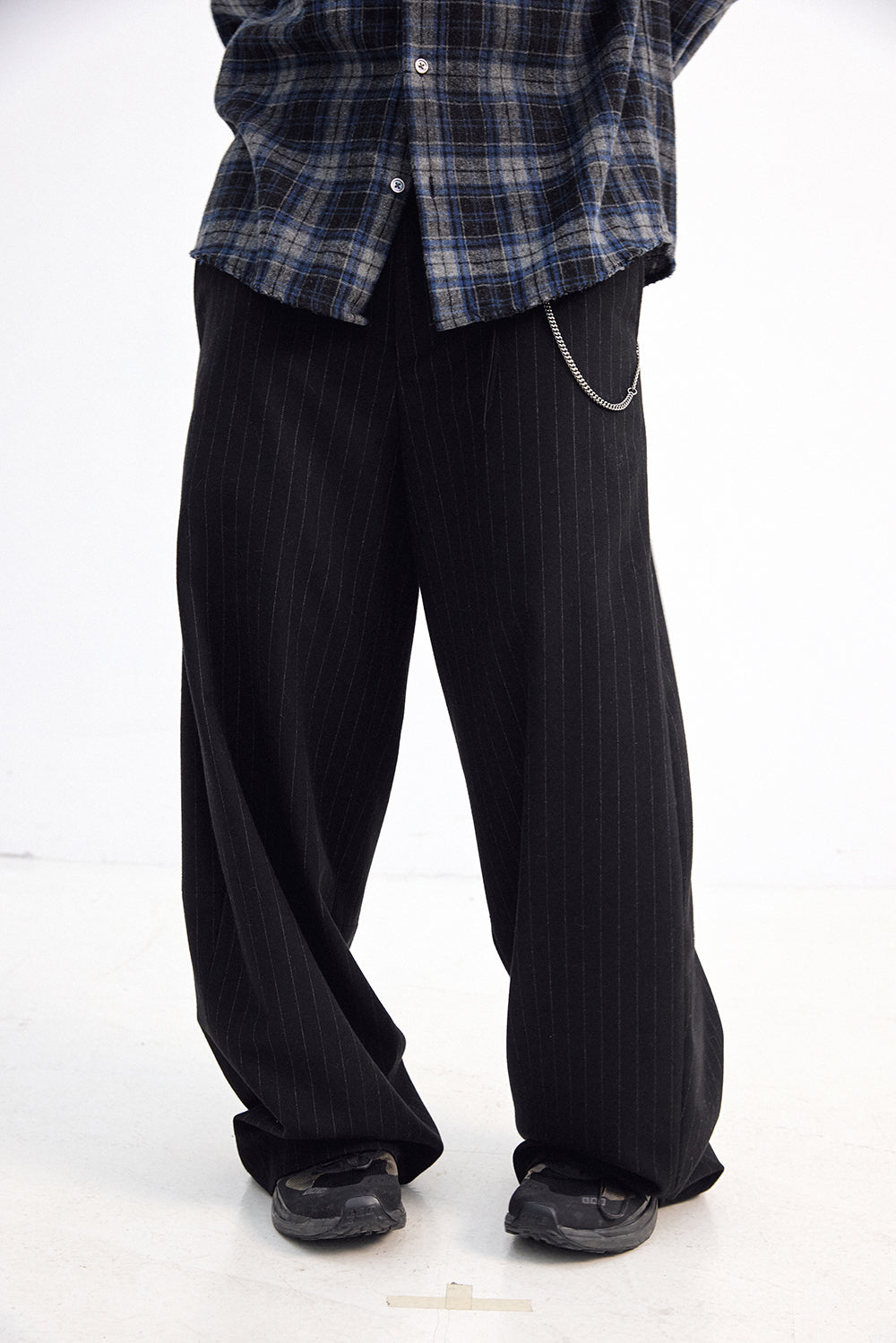Hatchingroom - Wide Curve Trousers Stripe (Black) product image 12 | TRAB K-Fashion Australia