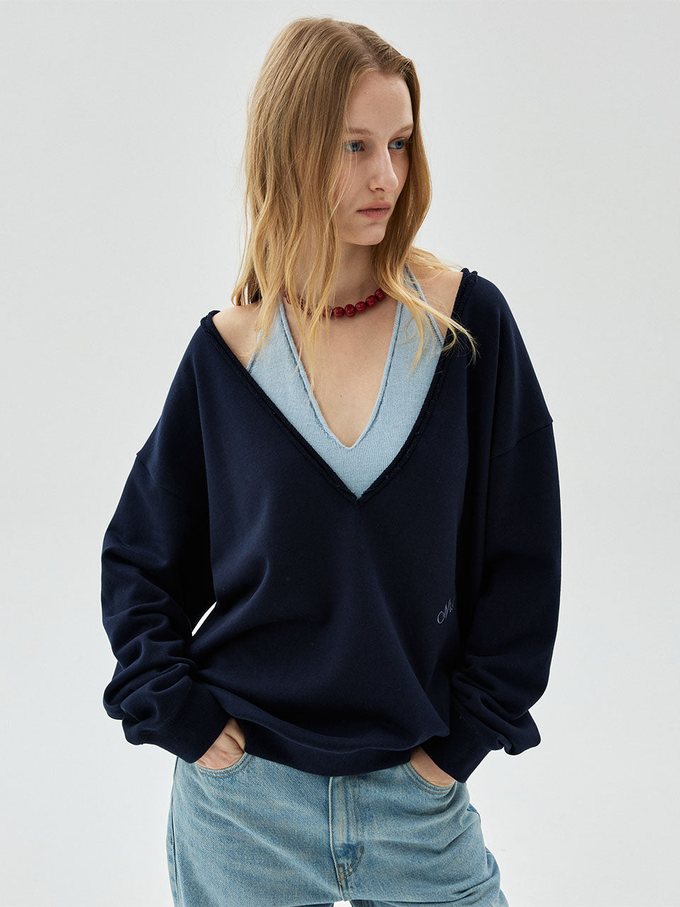 Mardi Mercredi - [Pre-Order – Ships August 7] Sweatshirt Deep V Neck (Navy) product image 1 | TRAB K-Fashion Australia