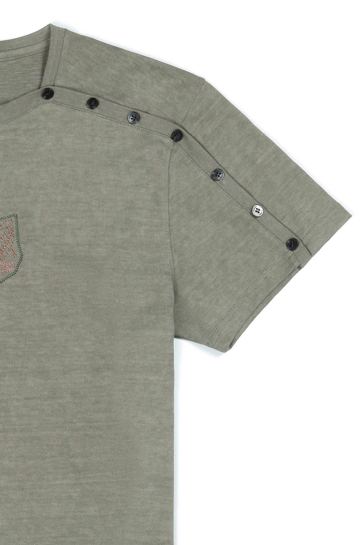 Ioedle - Instant Fastening T-Shirt (Olive) product image 5 | TRAB K-Fashion Australia