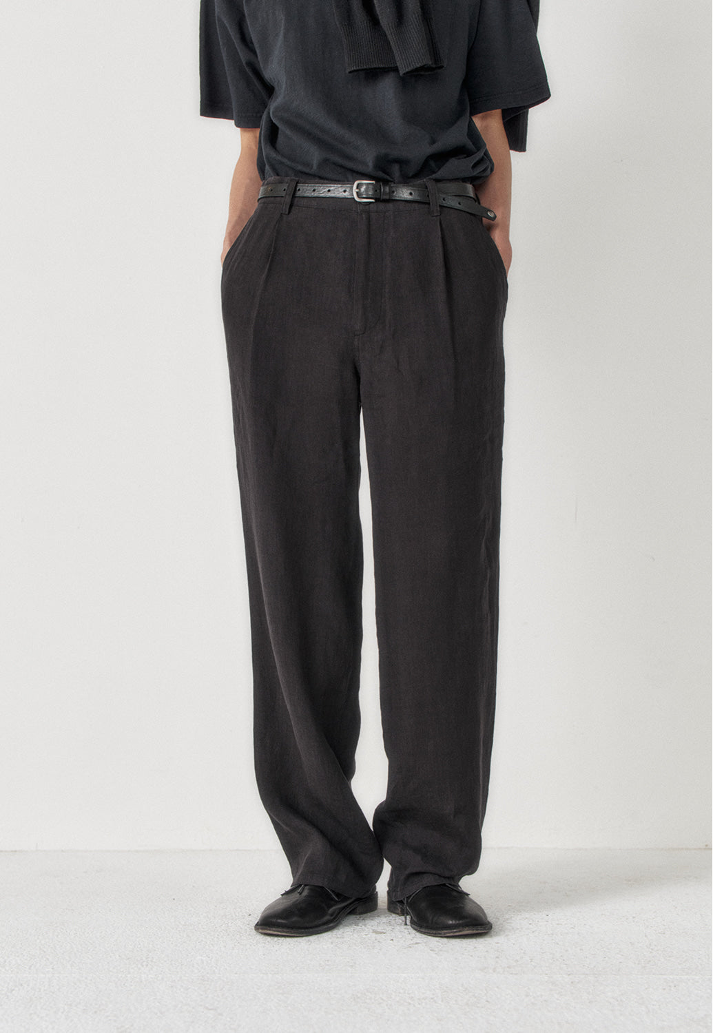 Art if acts - Linen One Tuck Pants (Black) product image 4 | TRAB K-Fashion Australia