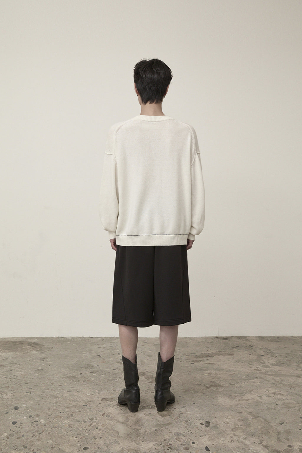 Matin Kim - Color Trim Line Logo Pullover (Ivory) product image 8 | TRAB K-Fashion Australia