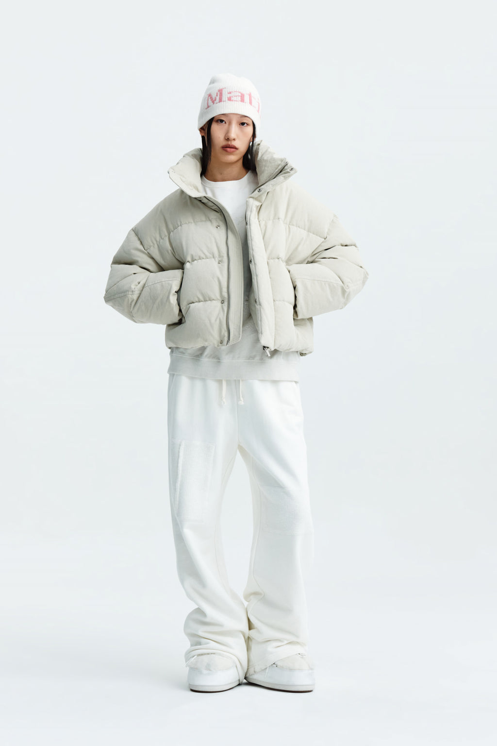 Matin Kim - Patch Point Sweatpants (Ivory) product image 9 | TRAB K-Fashion Australia