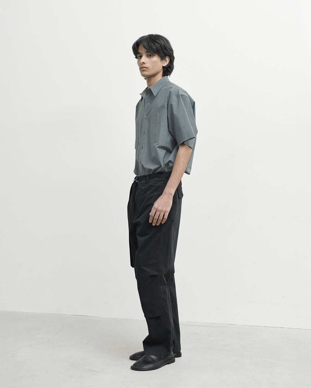 Brownyard - Half Shirt (Charcoal) product image 2 | TRAB K-Fashion Australia