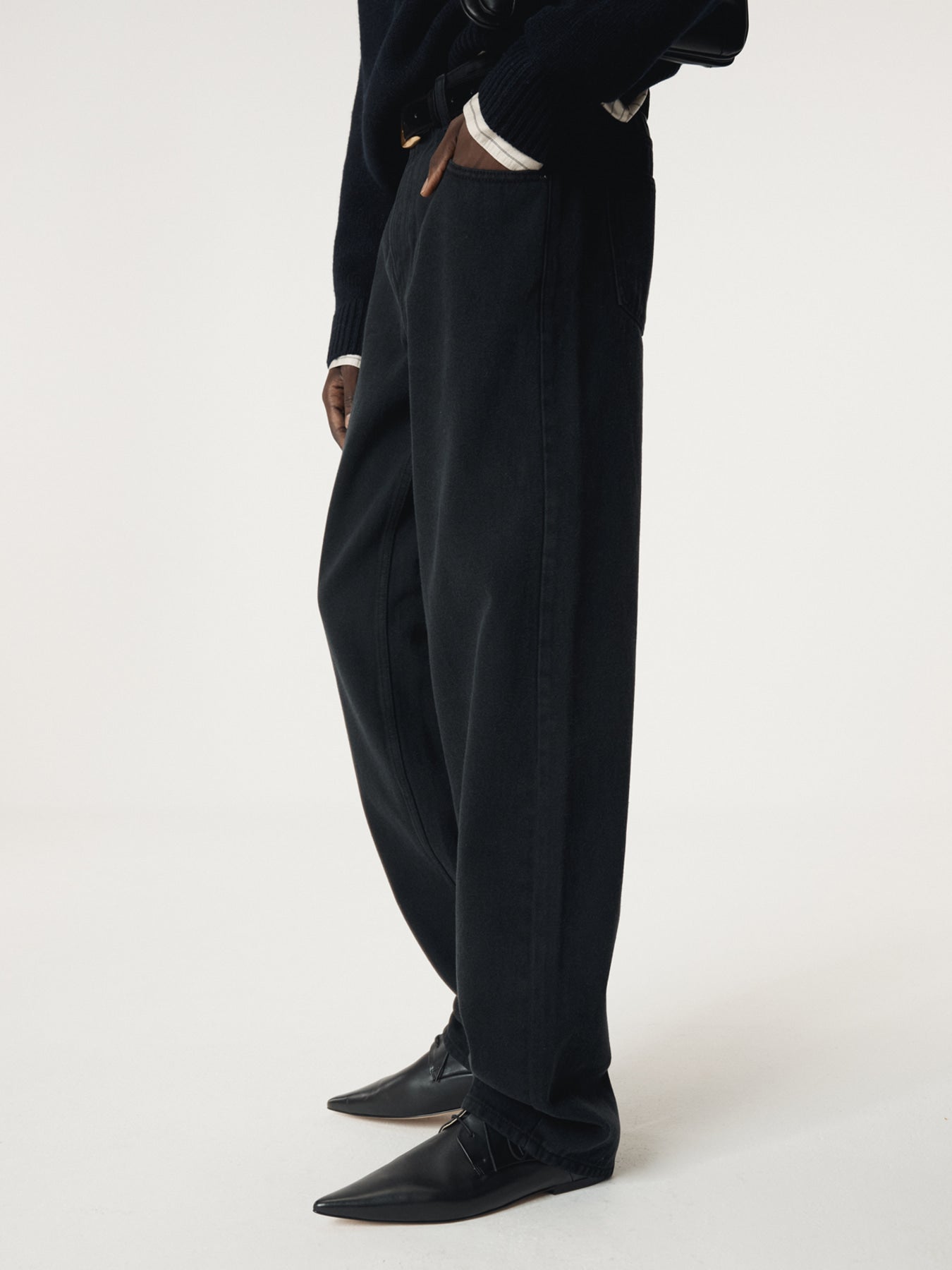 Recto - Loose Fit Denim Pants (Black) product image 8 | TRAB K-Fashion Australia
