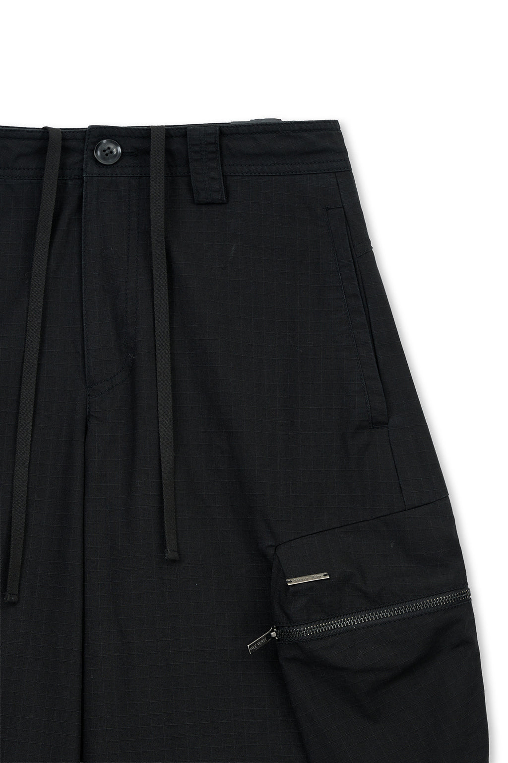 Matin Kim - Detachable Cargo Pants (Black) product image 3 | TRAB K-Fashion Australia