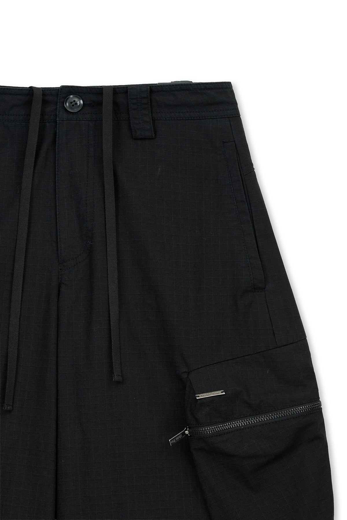 Matin Kim - Detachable Cargo Pants (Black) product image 3 | TRAB K-Fashion Australia