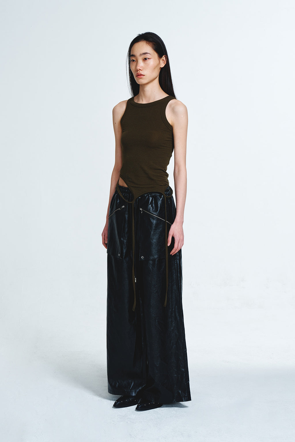 Deinet - 2way Sleeveless (Khaki) product image 2 | TRAB K-Fashion Australia
