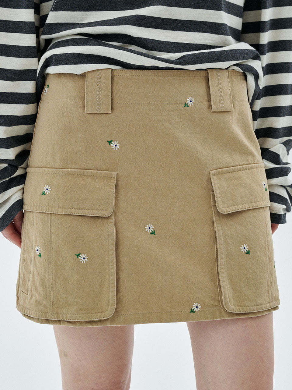 Mardi Mercredi - Cotton Mini Skirt Out Pocket Floral Embroidery (Beige) product image 1 | TRAB K-Fashion Australia