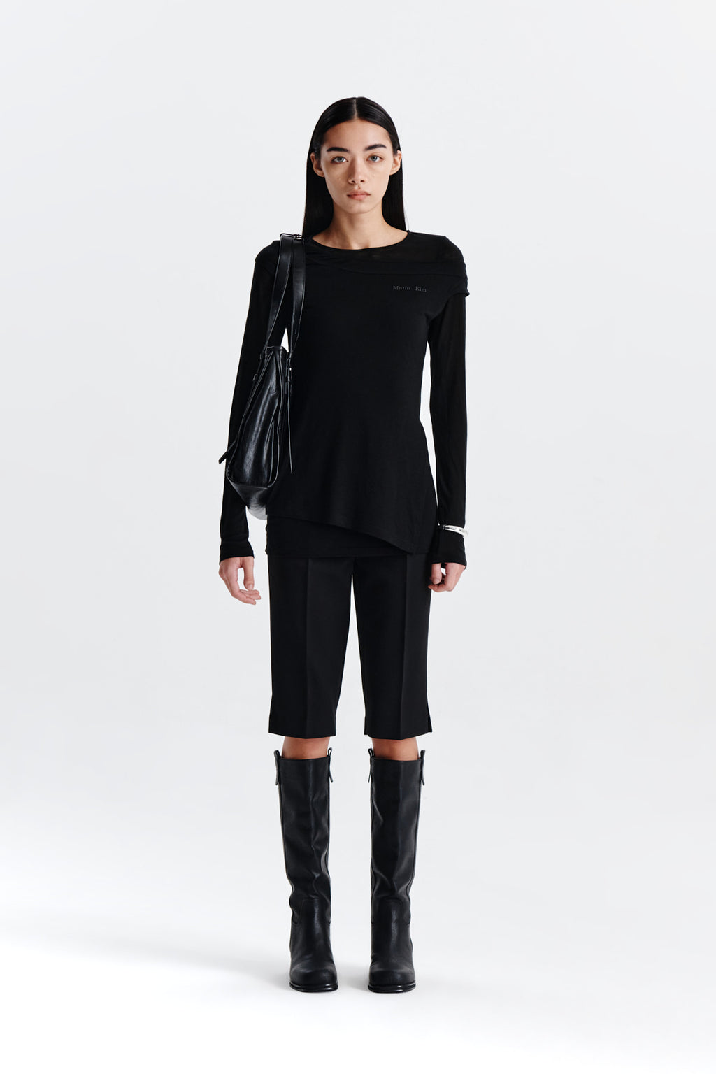 Matin Kim - Capri Slit Pants (Black) product image 10 | TRAB K-Fashion Australia