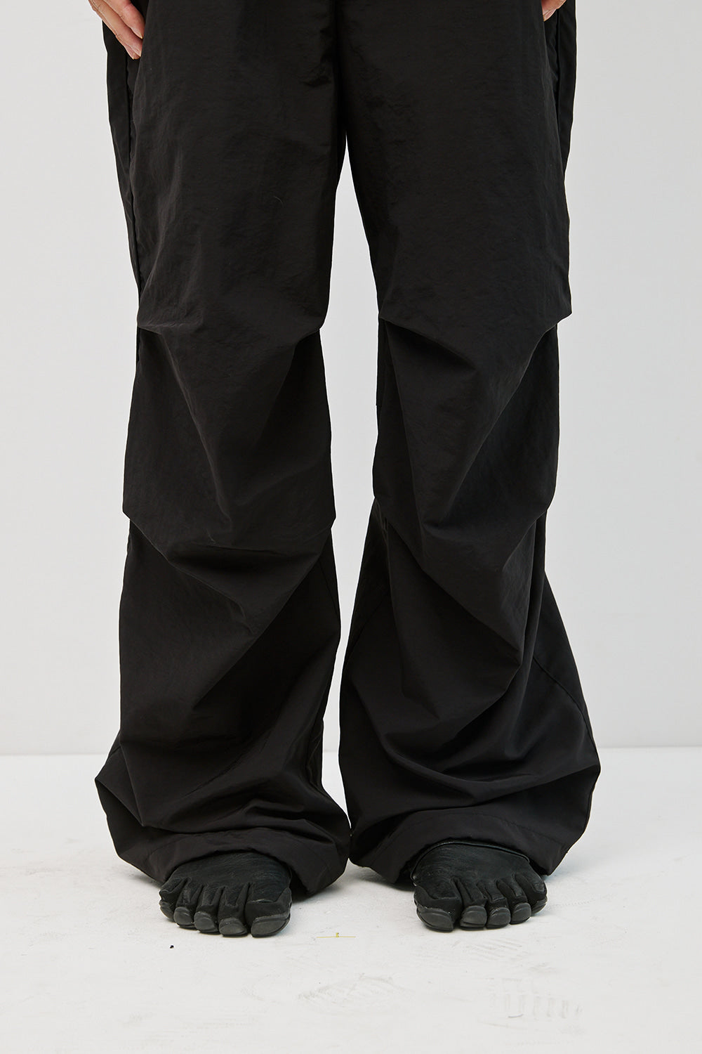 Hatchingroom - Snow Over Pants (Black) product image 15 | TRAB K-Fashion Australia