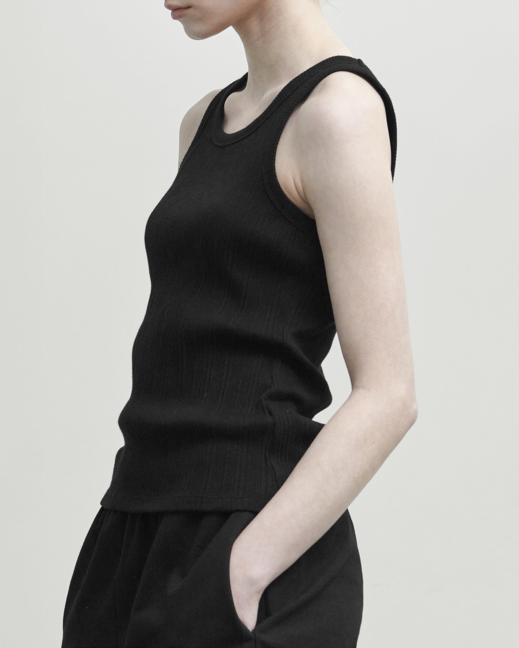 Brownyard - Ribbed Sleeveless Top (Black) product image 2 | TRAB K-Fashion Australia