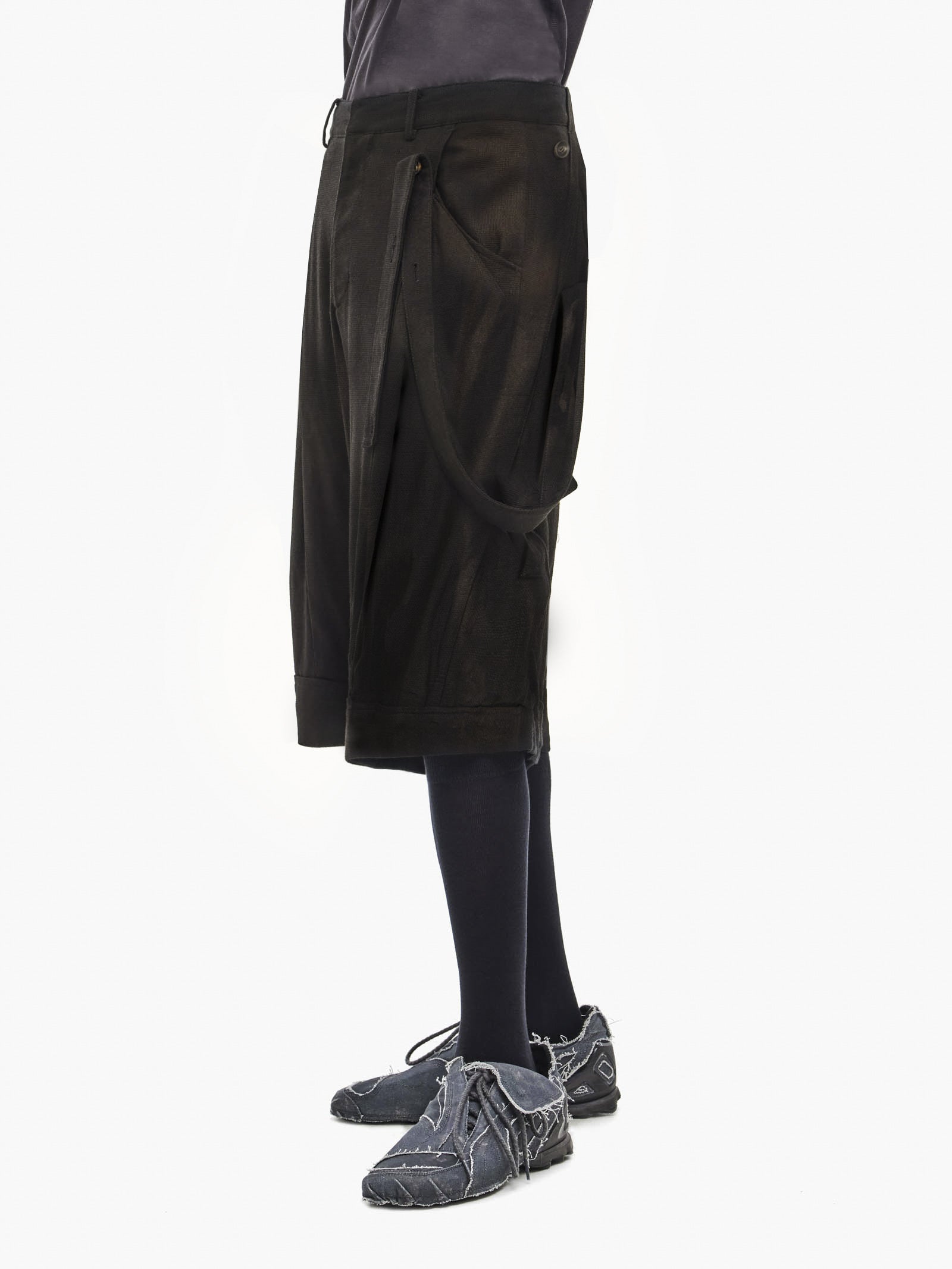 Jiyong Kim - Sun-Bleached Layered Strap Half Trousers (Black) product image 2 | TRAB K-Fashion Australia