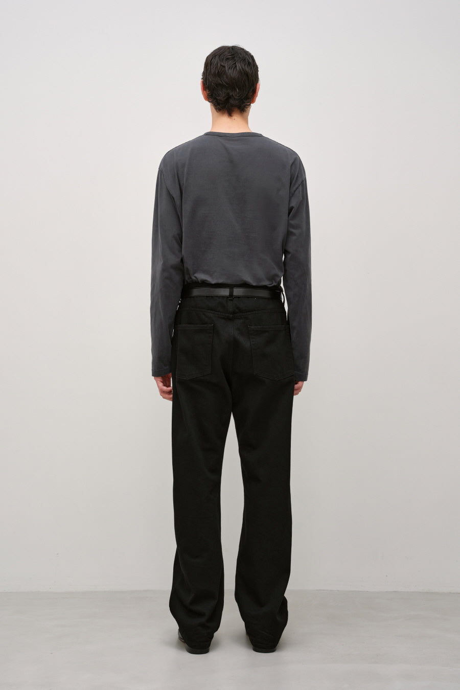 Insilence - Light Pitch Pocket Long Sleeve (Charcoal) product image 4 | TRAB K-Fashion Australia