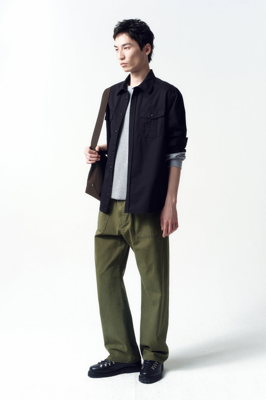 Insilence - HBT Baker Pants (Olive Drab) product image 2 | TRAB K-Fashion Australia