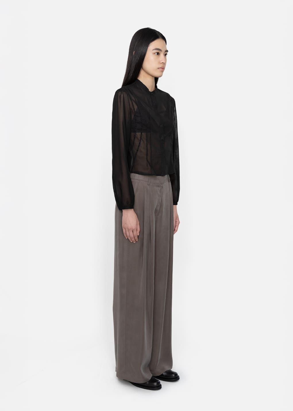 Amomento - Women's Cupro Two Tuck Wide Pants (Grey) product image 3 | TRAB K-Fashion Australia
