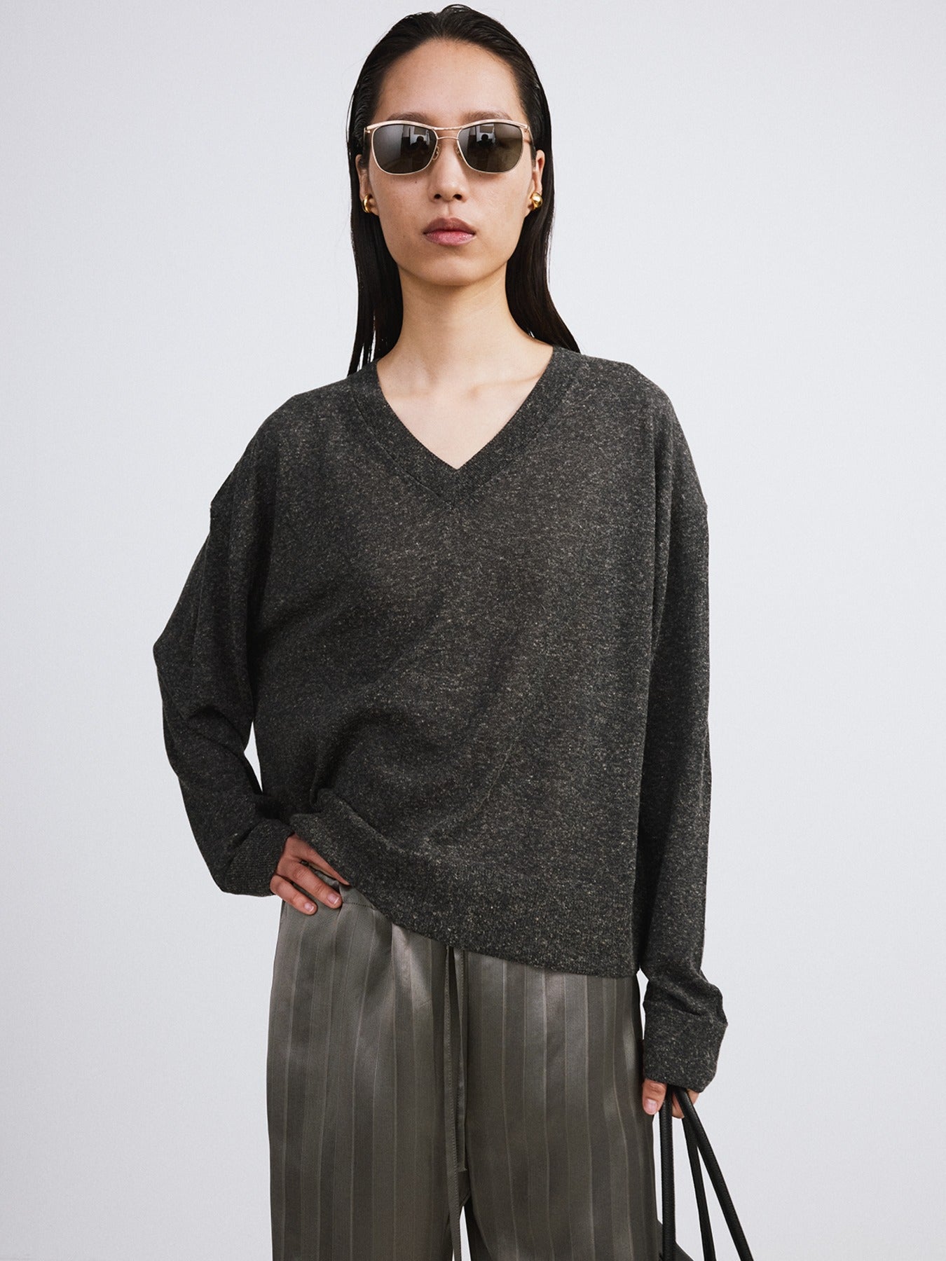 Recto - Melange V-Neck Loose Knit Top (Charcoal Grey) product image 1 | TRAB K-Fashion Australia