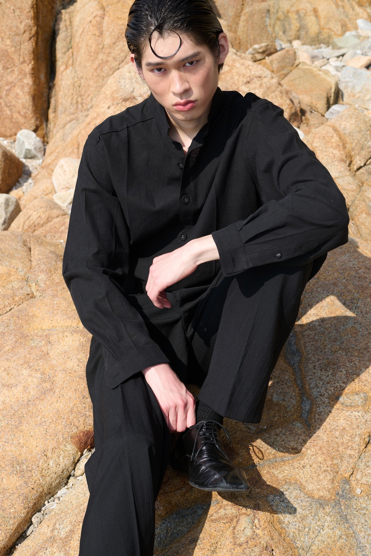 STU - 2 Tuck Crease Slacks (Black) product image 2 | TRAB K-Fashion Australia