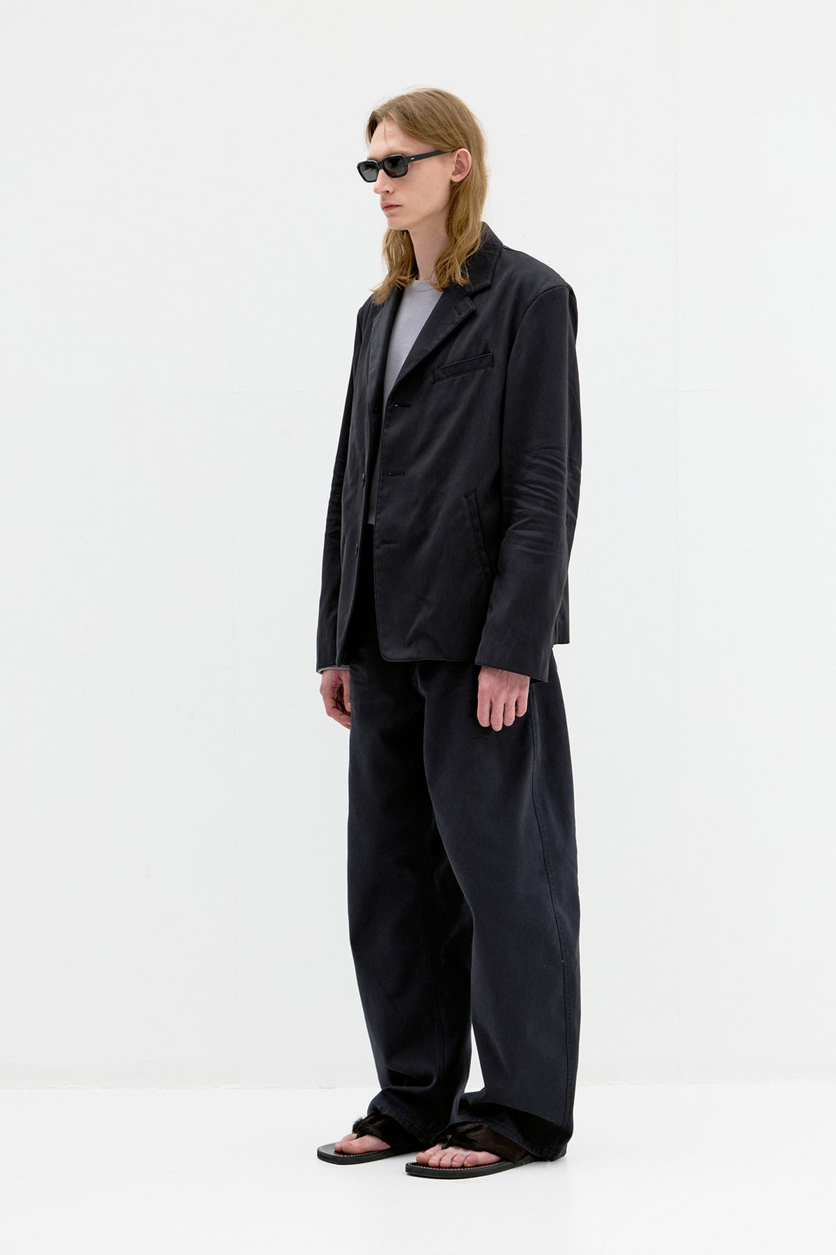 Coor - Embo Washed Blazer (Washed Black) product image 3 | TRAB K-Fashion Australia