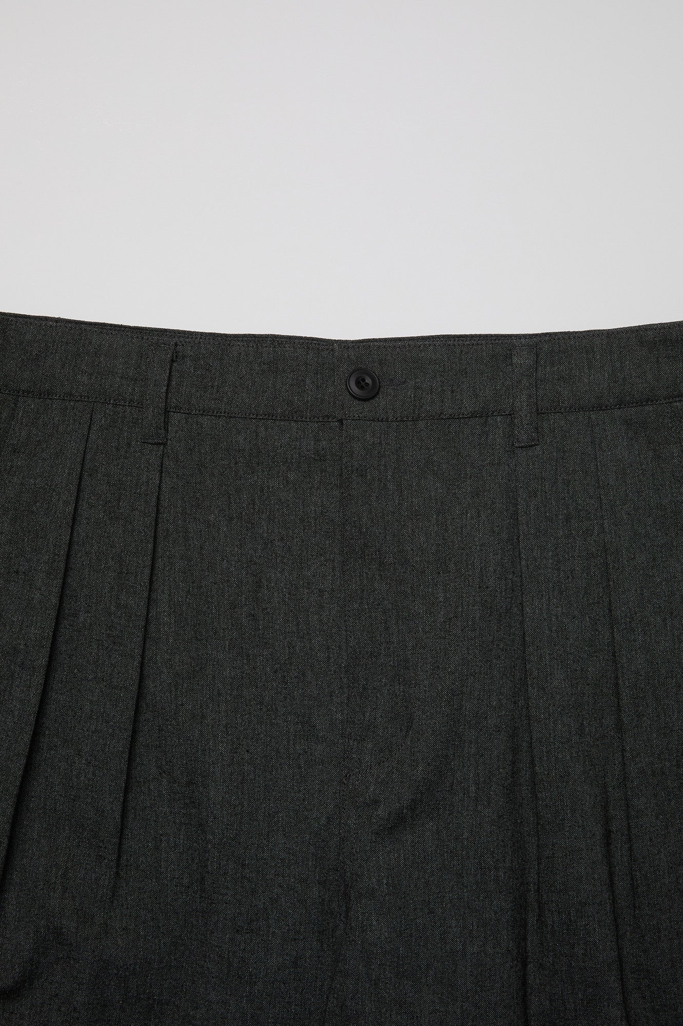 Coor - Two Tuck Linen Short Pants (Charcoal) product image 5 | TRAB K-Fashion Australia