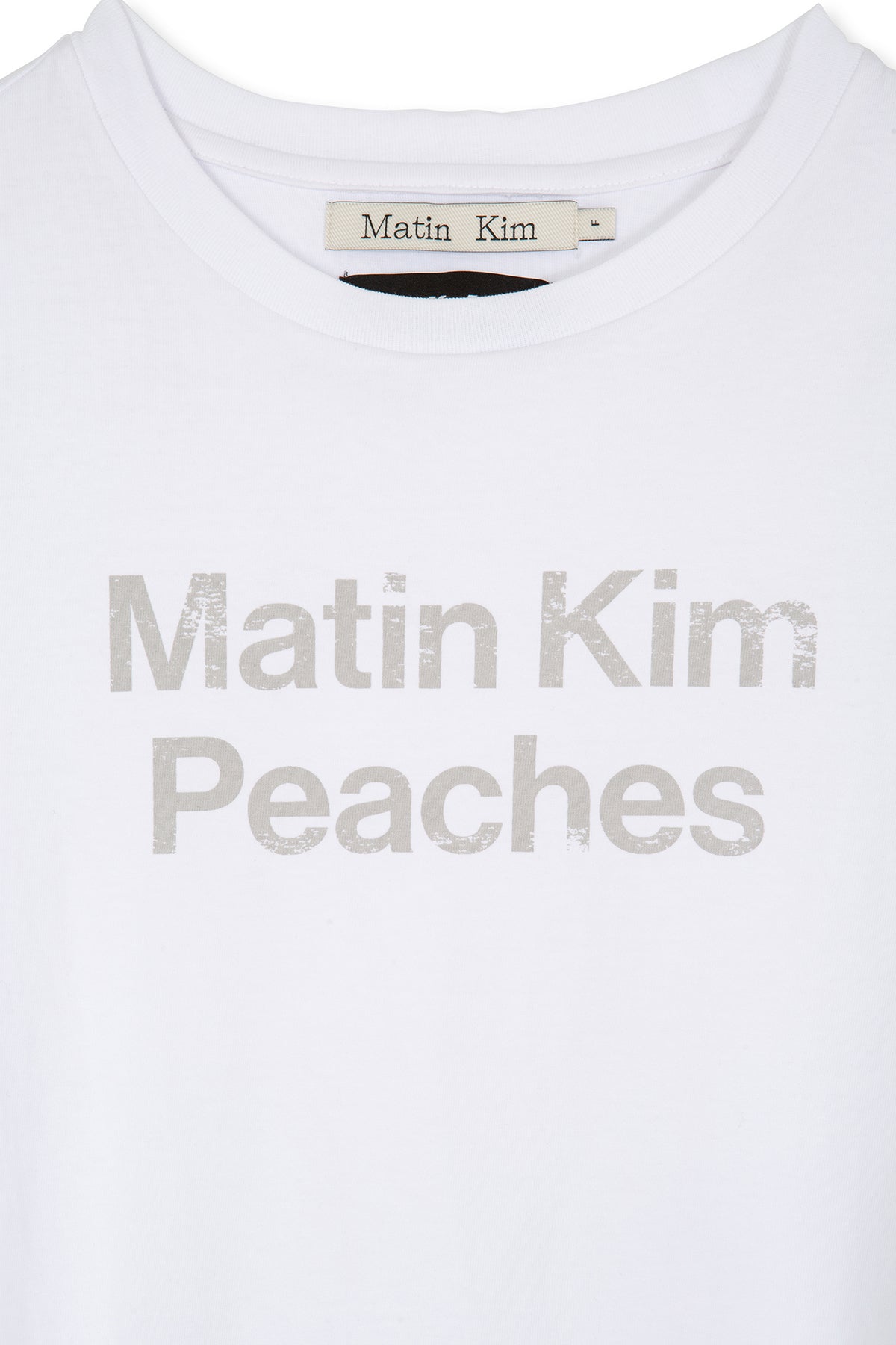 Matin Kim - Peaches Logo Graphic Crop Top (White) product image 5 | TRAB K-Fashion Australia